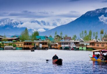acj-1804-houseboat-in-kashmir-cover